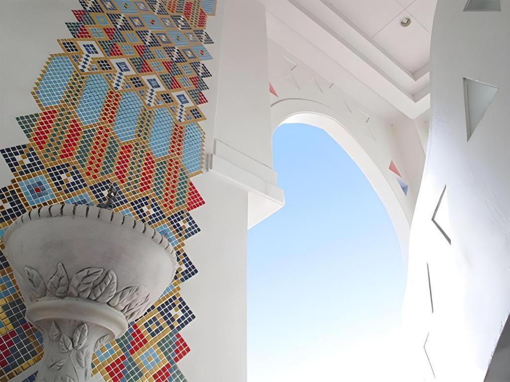 Arabian Art Hotel & Gallery Onjuku Eksteriør billede