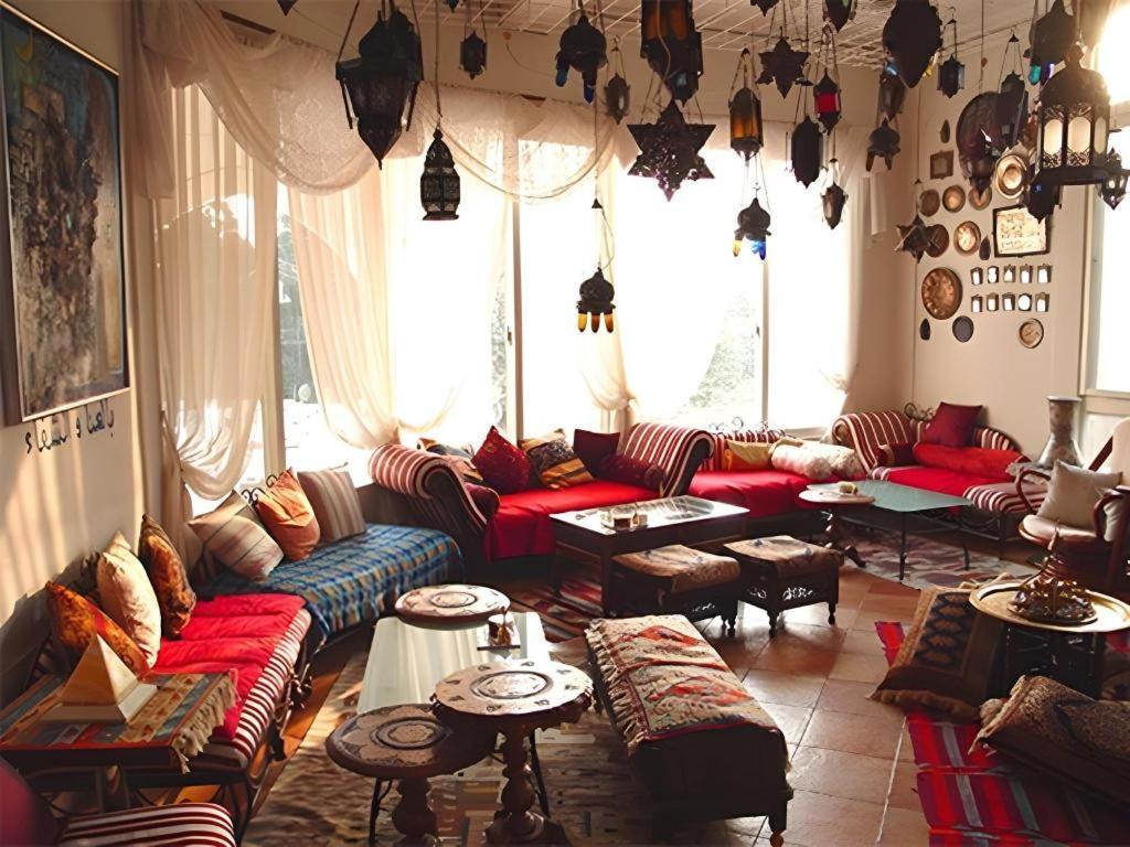 Arabian Art Hotel & Gallery Onjuku Eksteriør billede