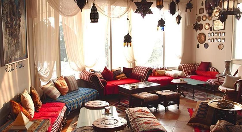 Arabian Art Hotel & Gallery Onjuku Eksteriør billede